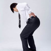 �������荘